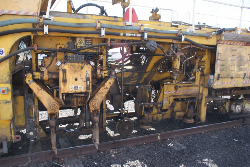 Track Maintenance Machines - Albion Grain Sidings - 16 of 45 --- DSC08827-[1024x768]